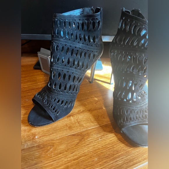 Aldo heeled booty - Picture 2 of 7